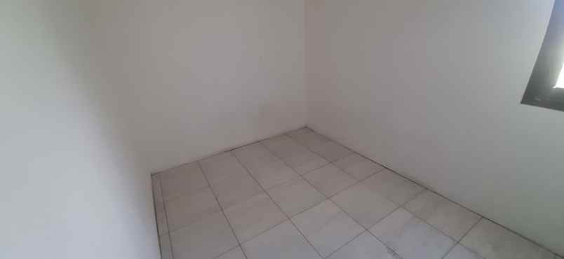 dijual kost cigadung timur