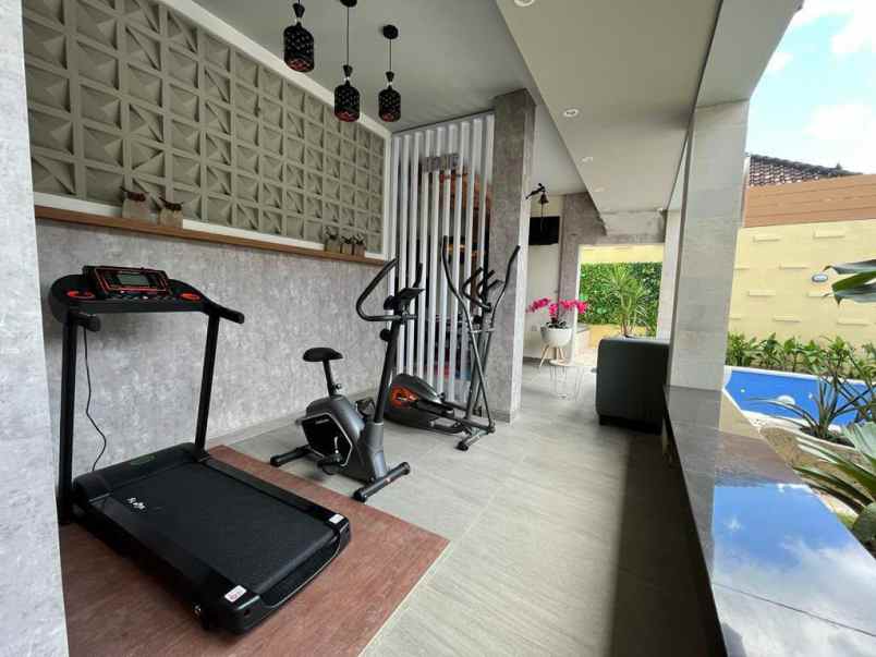 dijual kost jalan cekomaria denpasar utara
