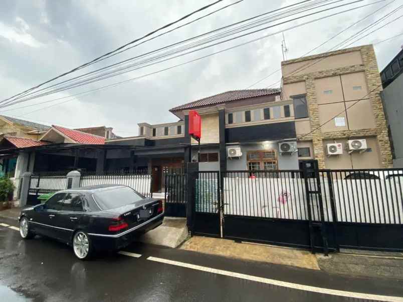 dijual kost jl pangkalan jati cipinang