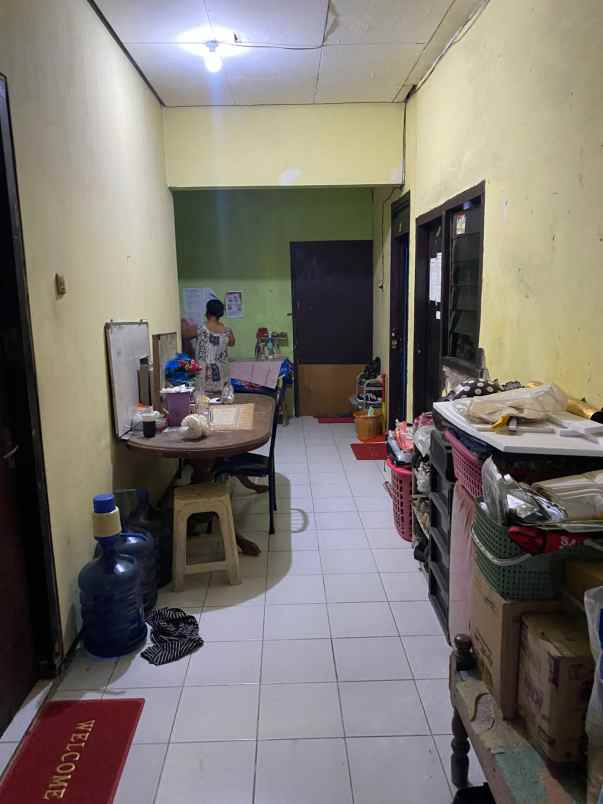 dijual kost menanggal