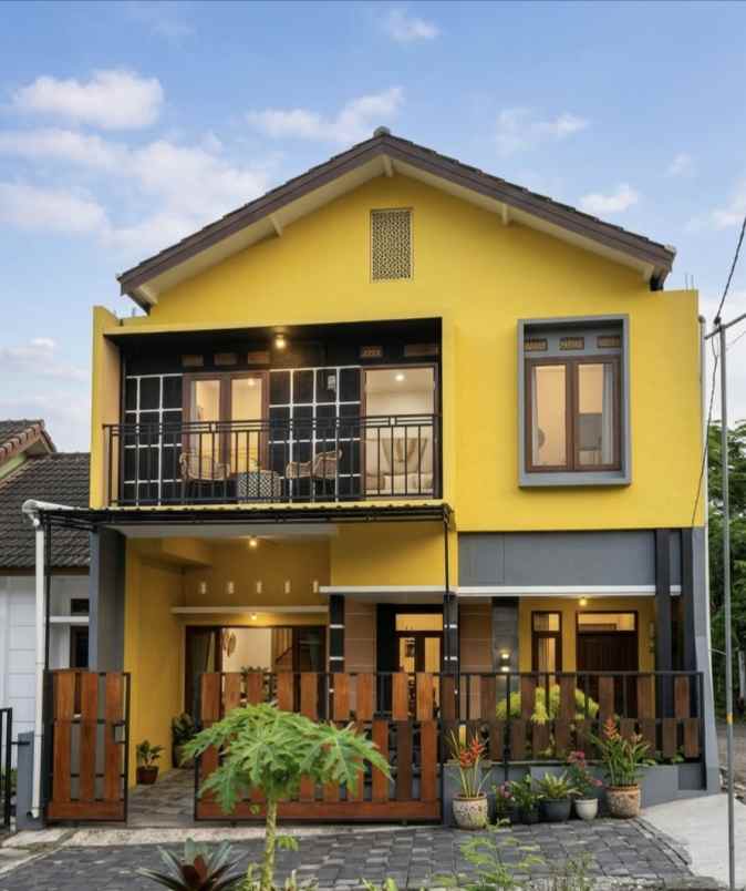 dijual kost ngangkruk sardonoharjo