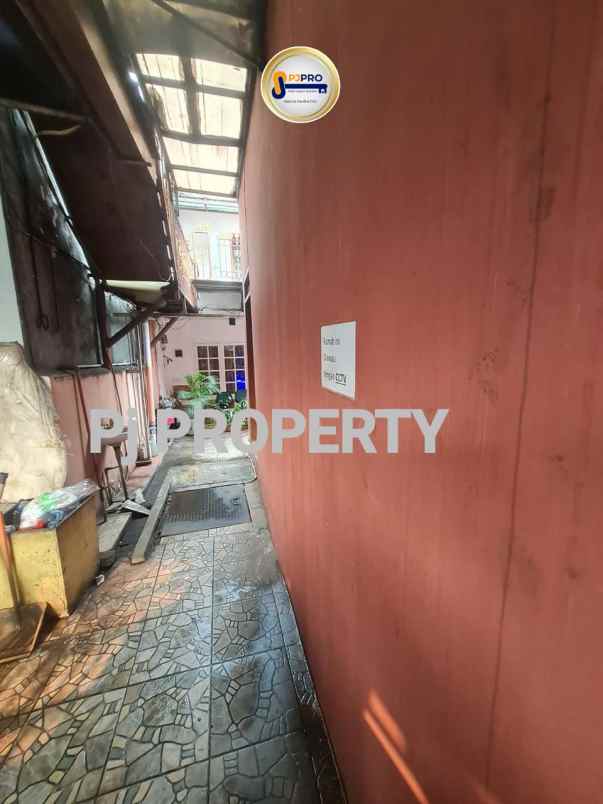 dijual kost pasar minggu