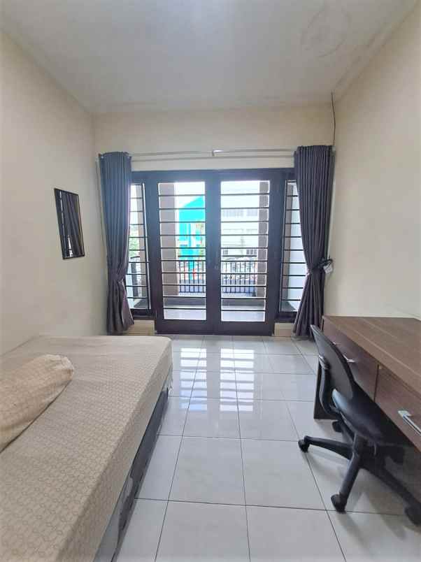 dijual kost pulomas kayu putih pulo