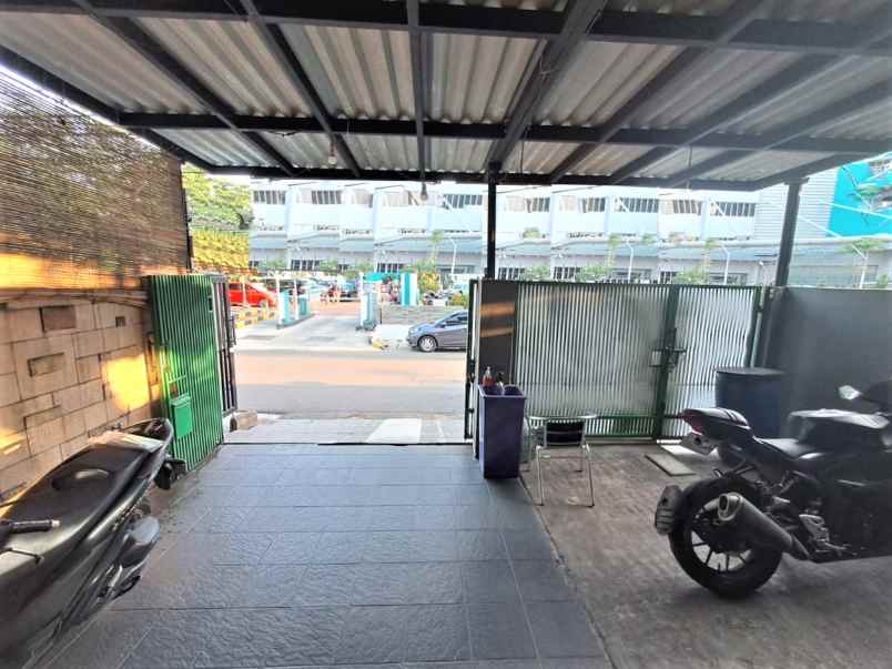 dijual kost pulomas kayu putih pulo