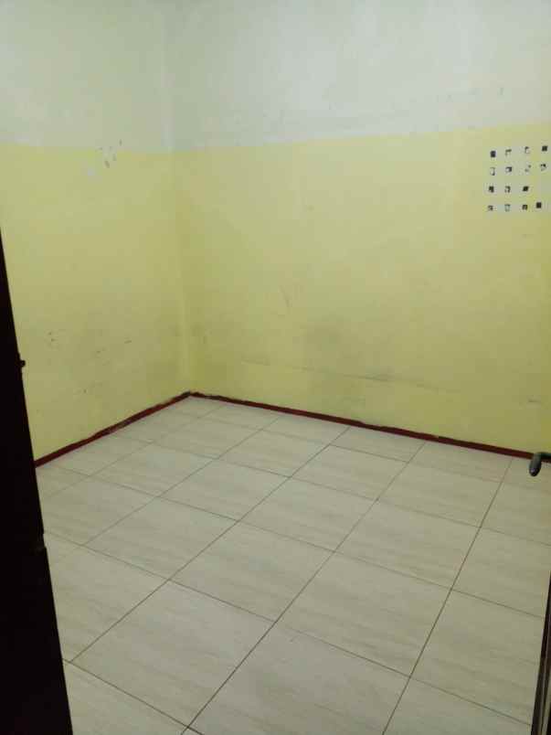dijual murah rumah dekat pemkab karawang