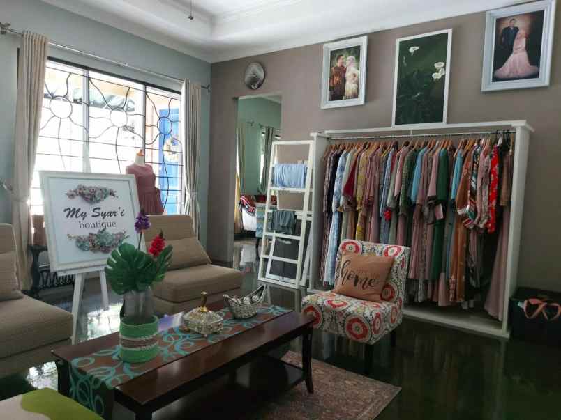 dijual murah rumah di sentul city