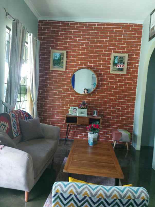 dijual murah rumah di sentul city