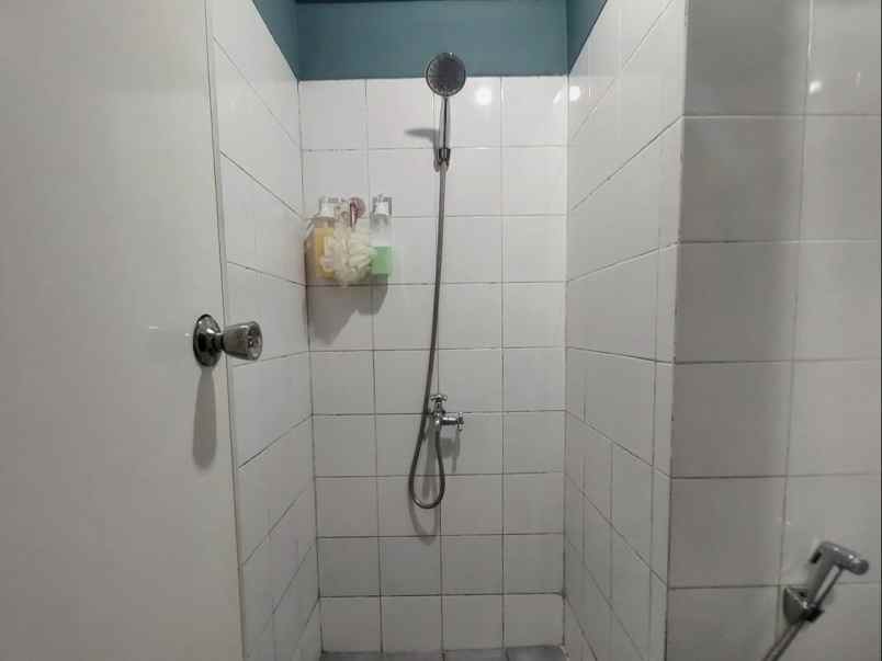 dijual rugi apartemen sentra timur pulo gebang cakung