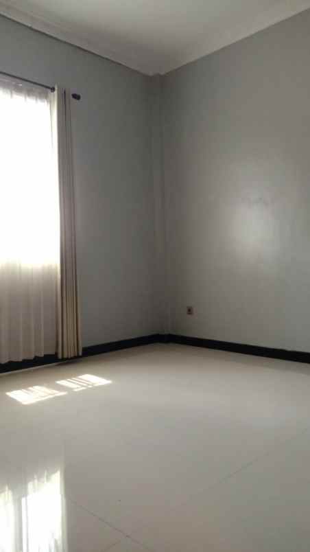 dijual ruko 2 5 lantai selangkah ke depo pelita