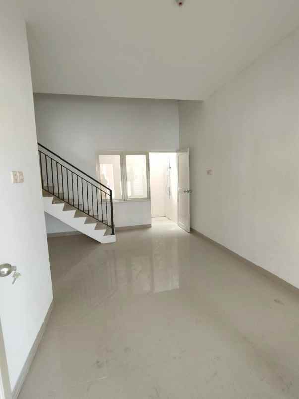 dijual ruko gudang kantor green mansion