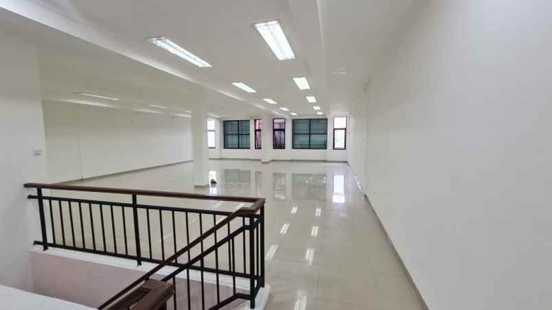 dijual ruko gudang kantor jalan kelapa gading
