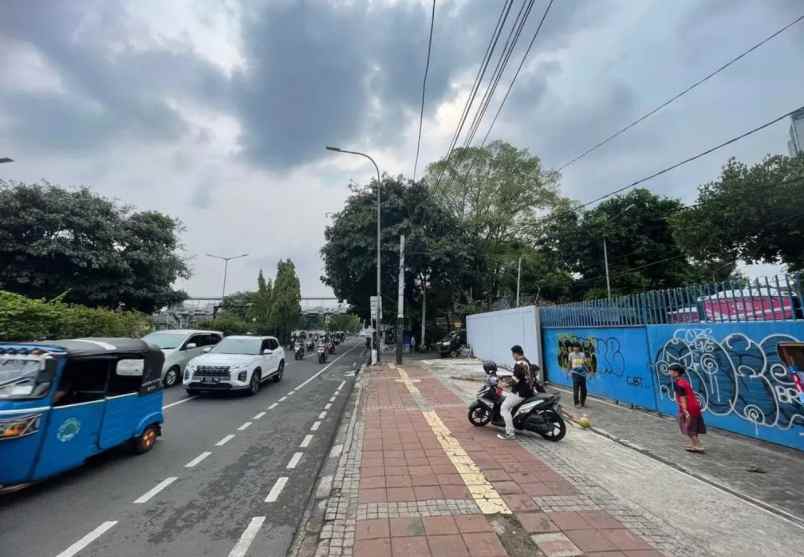 dijual ruko gudang kantor ji pramuka raya paseban