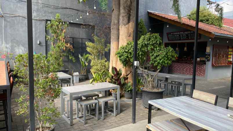 dijual ruko gudang kantor jl kelud kota blitar