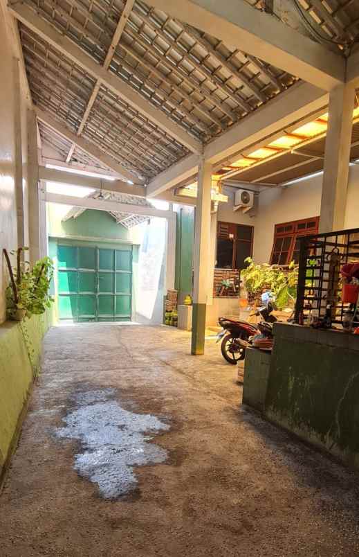 dijual ruko gudang kantor jl kh agus salim bandar