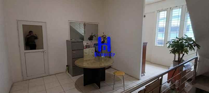 dijual ruko gudang kantor komplek gudang intan jalan
