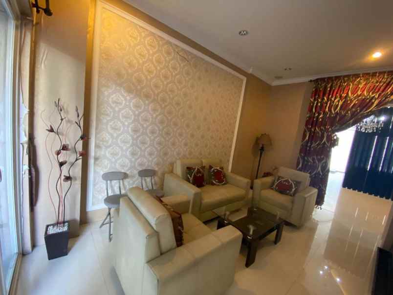 dijual ruko gudang kantor raya darmo permai