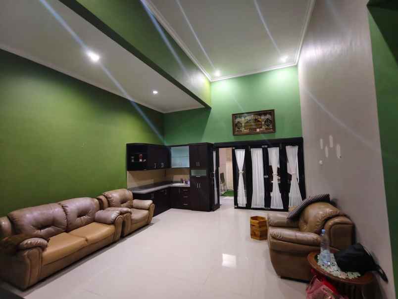 dijual rumah 1 5 lantai lokasi cengger ayam malang