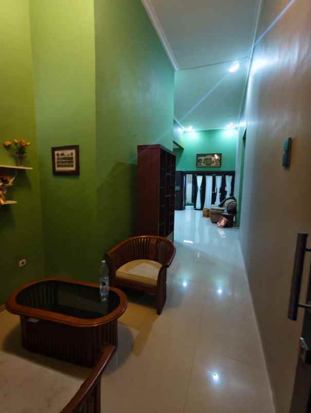dijual rumah 1 5 lantai lokasi cengger ayam malang