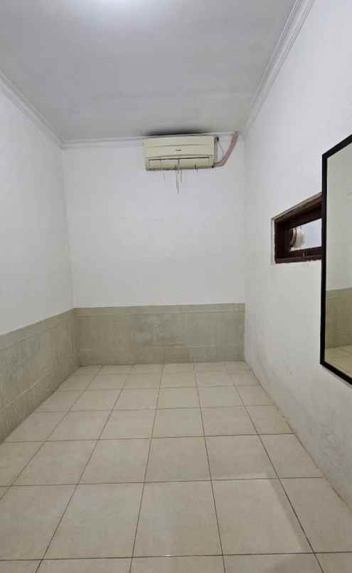 dijual rumah 2 lantai komplek puri kartika ciledug