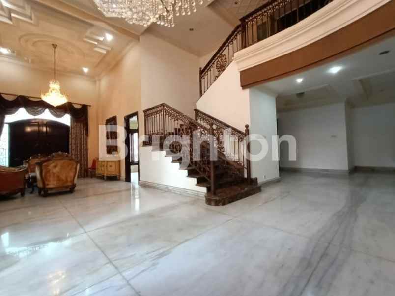 dijual rumah araya 2 galaxy bumi permai