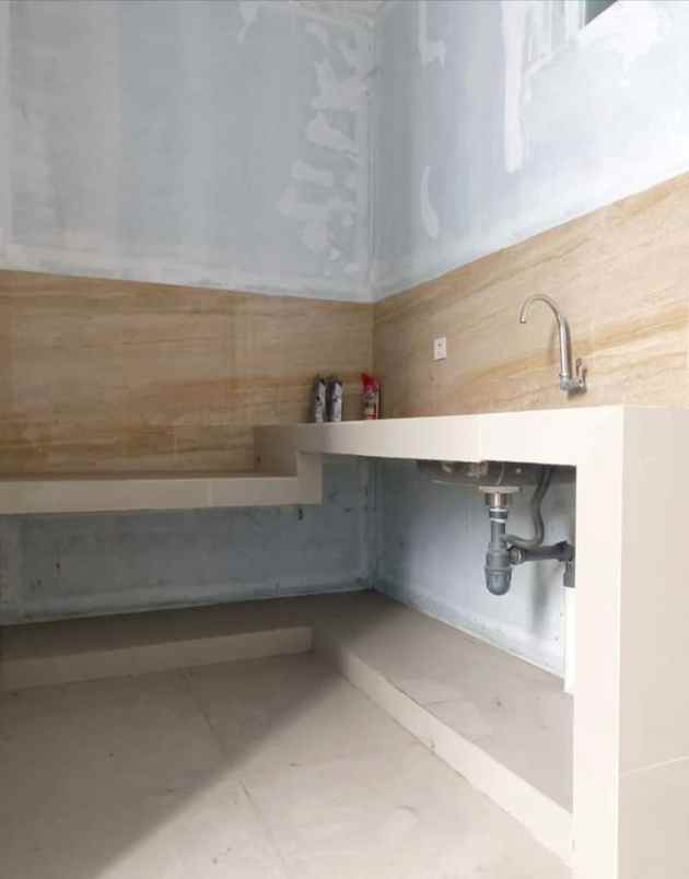 dijual rumah arcamanik