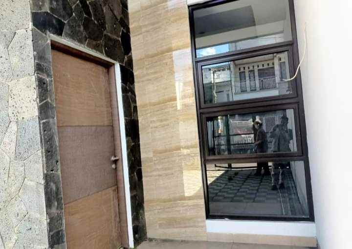 dijual rumah arcamanik