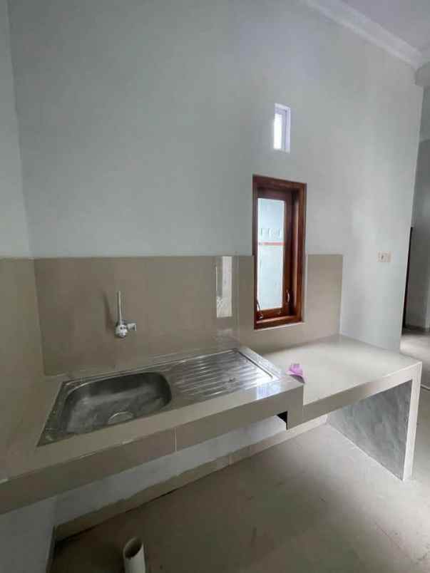 dijual rumah argokaton kec seyegan kab