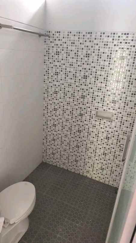 dijual rumah argomulyo