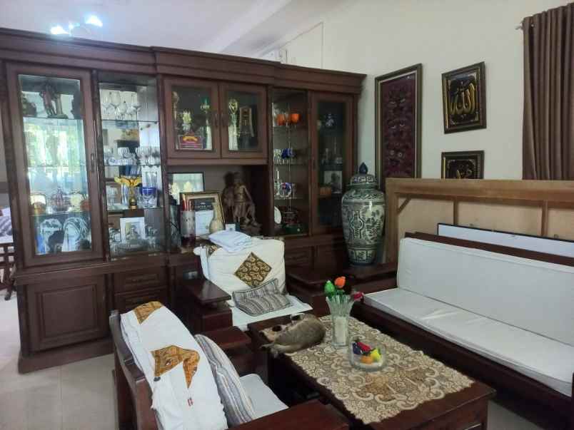 dijual rumah asri di sentul city