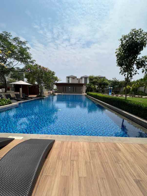 dijual rumah asya jakarta garden city