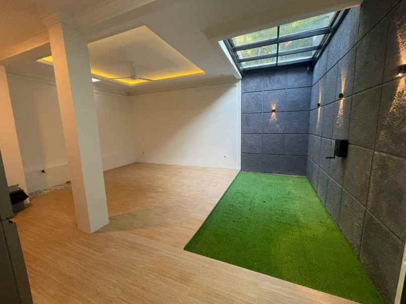 dijual rumah awiligar