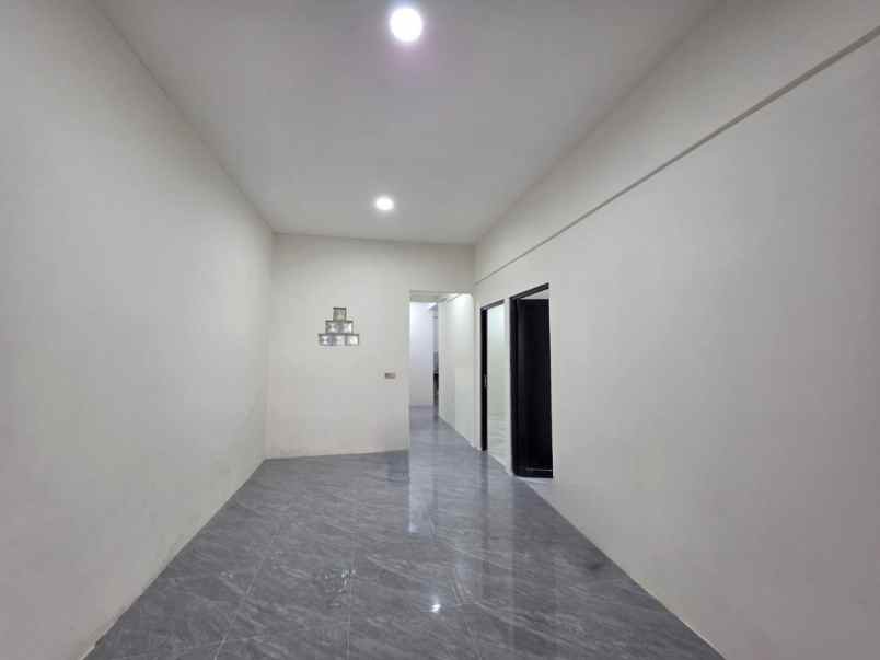 dijual rumah babatan pantai utara