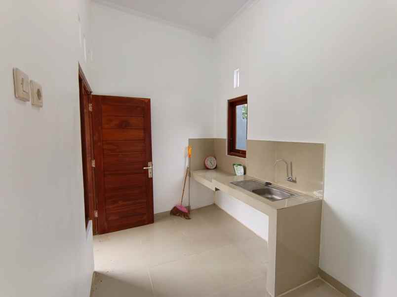 dijual rumah balecatur gamping sleman