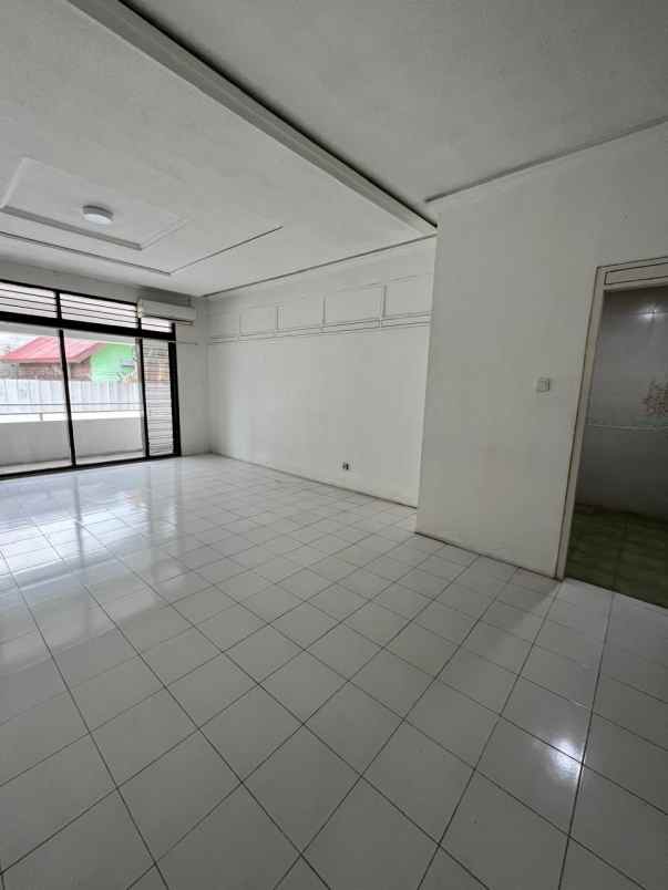 dijual rumah bangka jakarta selatan