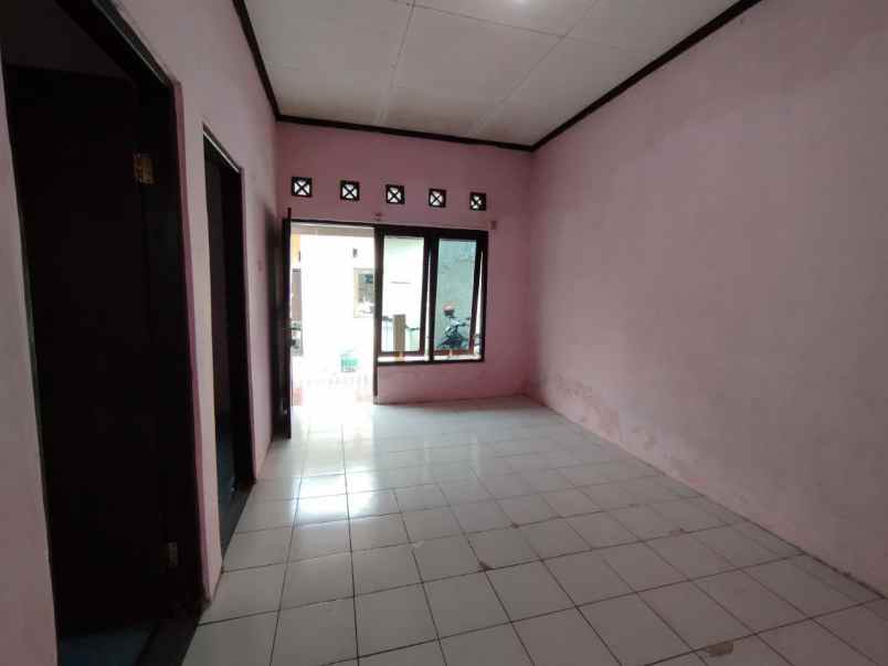 dijual rumah banjarsari surakarta