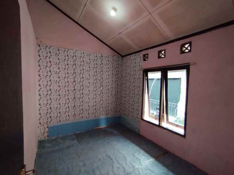 dijual rumah banjarsari surakarta