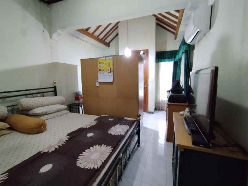dijual rumah banjarsari surakarta