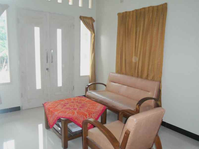 dijual rumah baru ditengah kota karawang