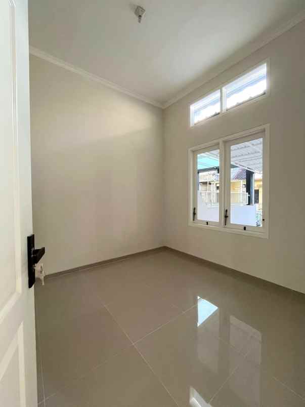 dijual rumah baru siap huni lokasi perumahan tidar