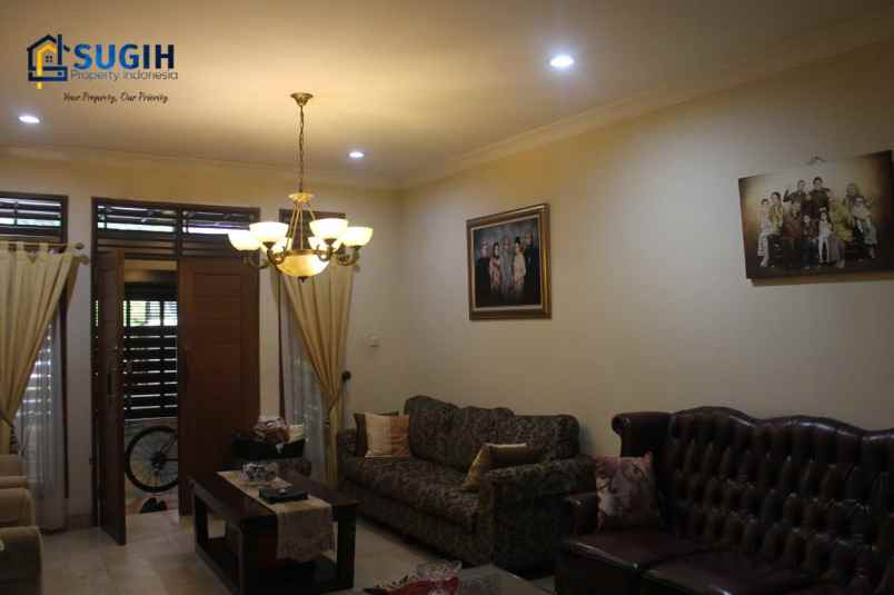 dijual rumah batu indah batununggal