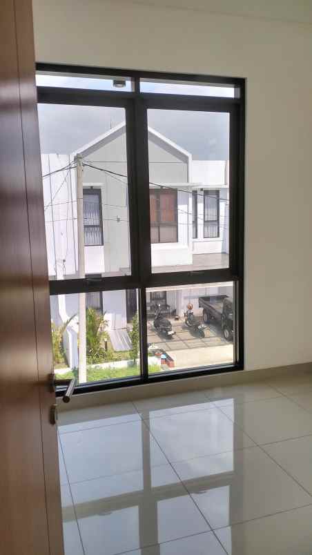 dijual rumah batununggal indah kota bandung