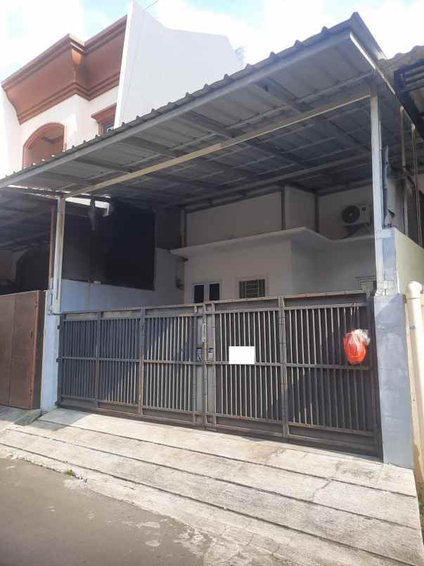 dijual rumah bcs kelapa gading
