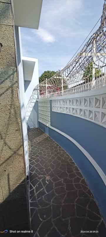 dijual rumah bhakti abri