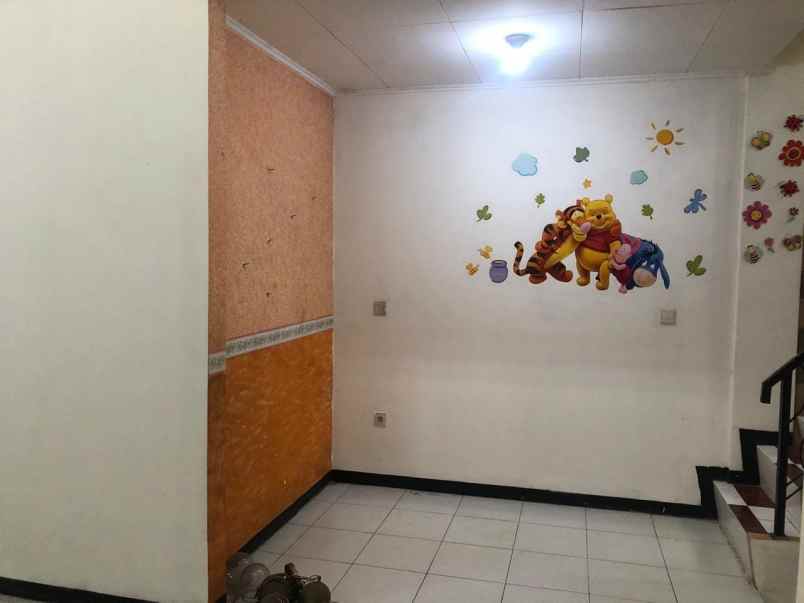 dijual rumah bintara