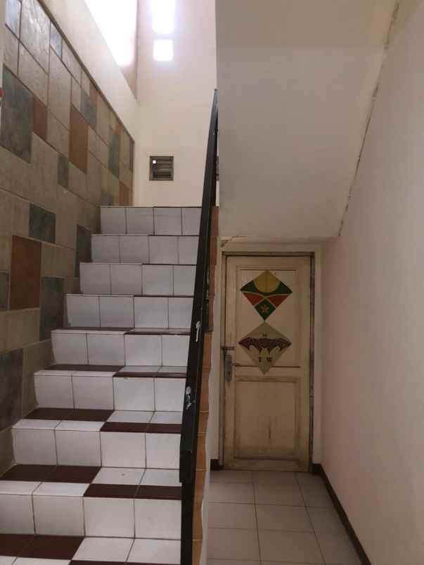 dijual rumah bintara