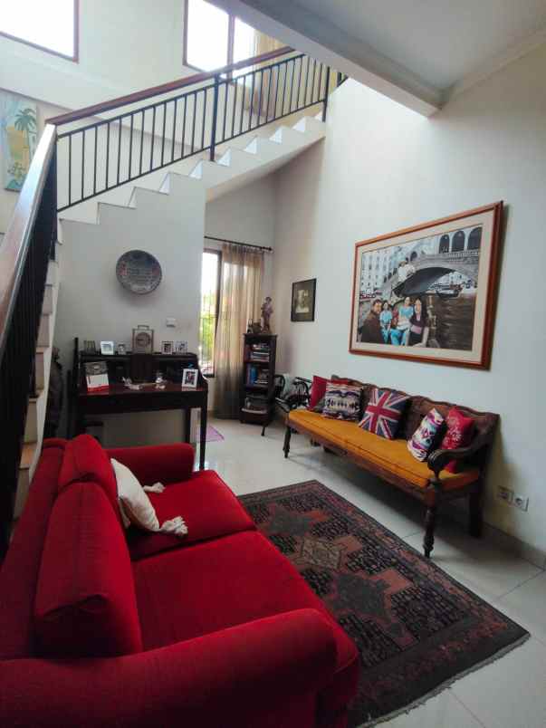 dijual rumah bintaro sektor 9