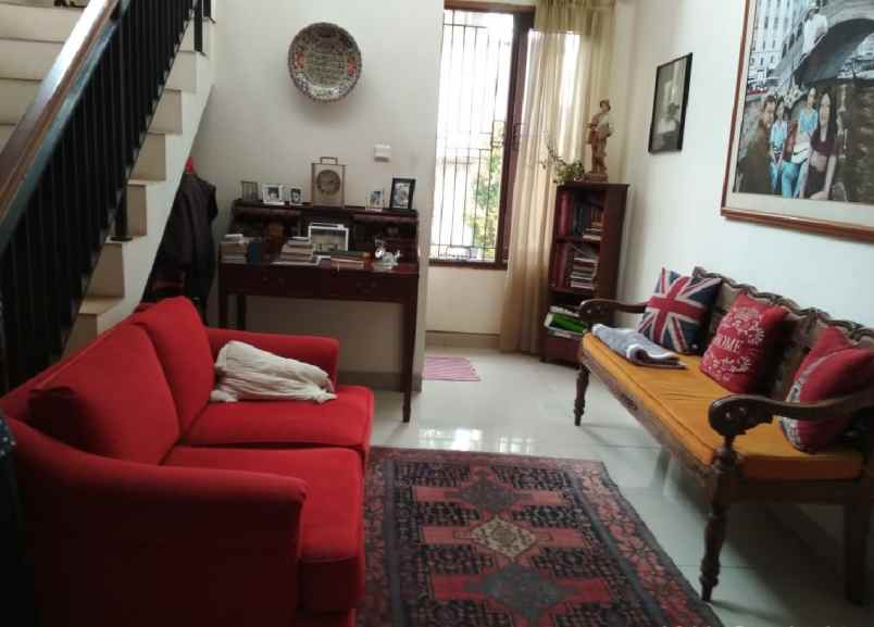 dijual rumah bintaro sektor 9