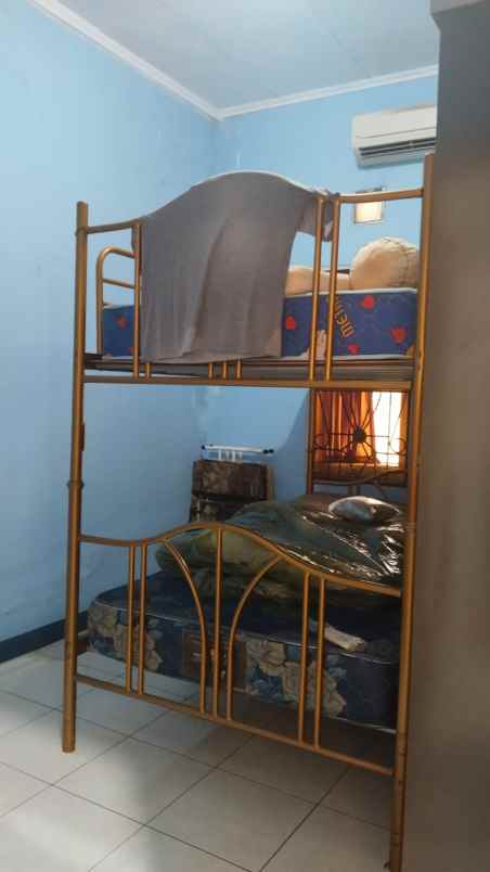 dijual rumah boulevard hijau