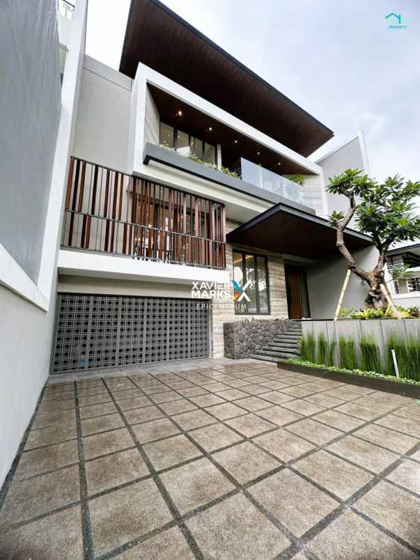 dijual rumah bukit golf internasional