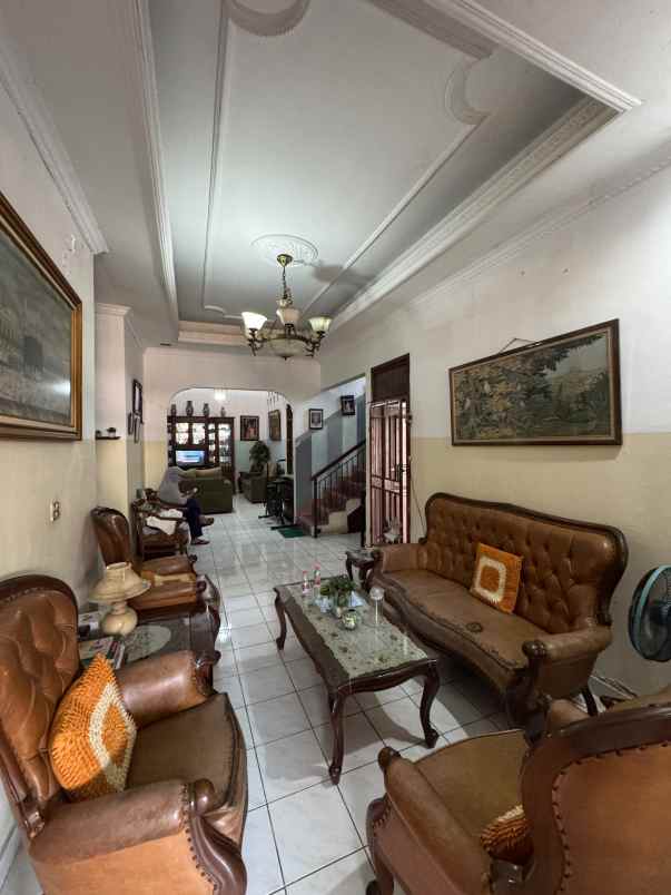 dijual rumah bukit raya pisangan